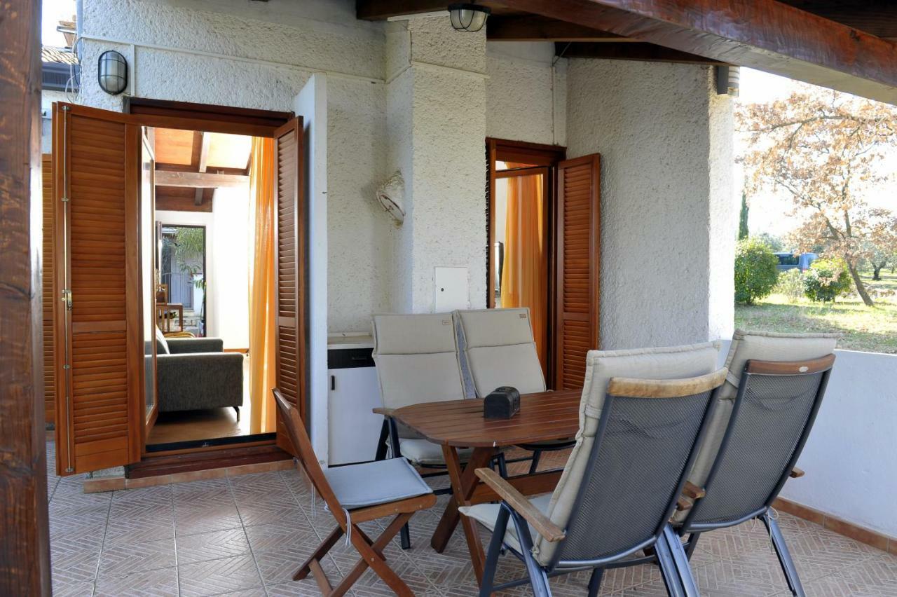 פורץ Holiday House Lena מראה חיצוני תמונה